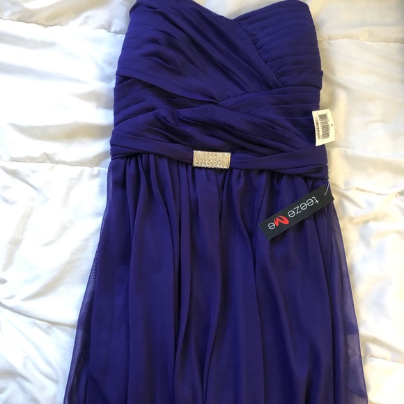 Dress - Picture 4 of 4